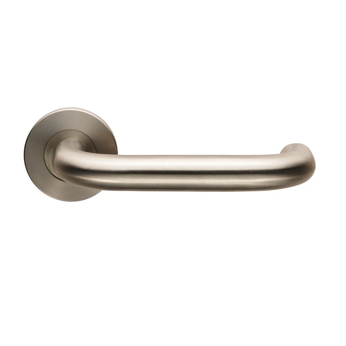 Nera Lever Door Handle on 6mm Slim Fit Sprung Rose